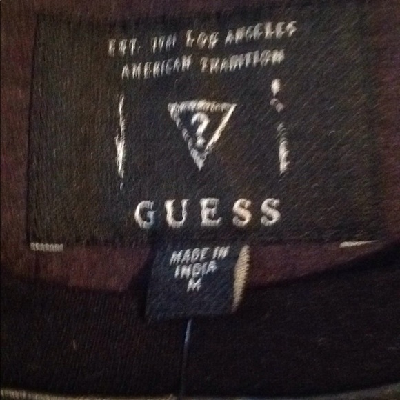 Guess grey men tee w/ faux leather Sz:M - Picture 5 of 6